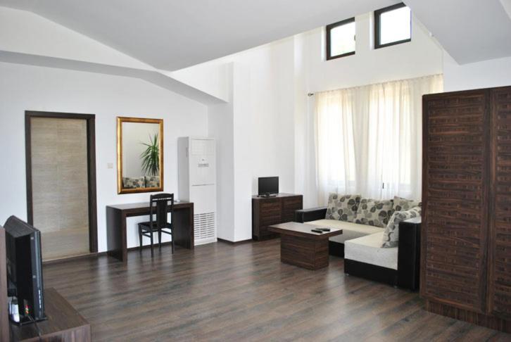 Вила Белисима, Villa Bellissima Bryastovo  Εξωτερικό φωτογραφία